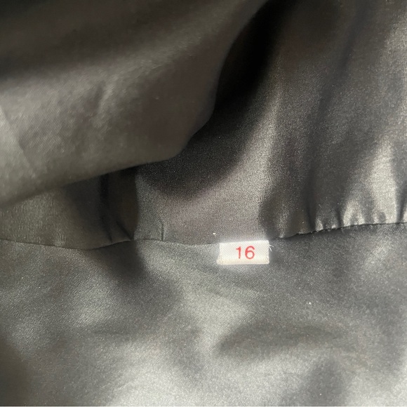 SOLD;Sheared Beaver stroller , Size 16 , Hood And Collar, Hand Clipped Texture - Picture 16 of 16